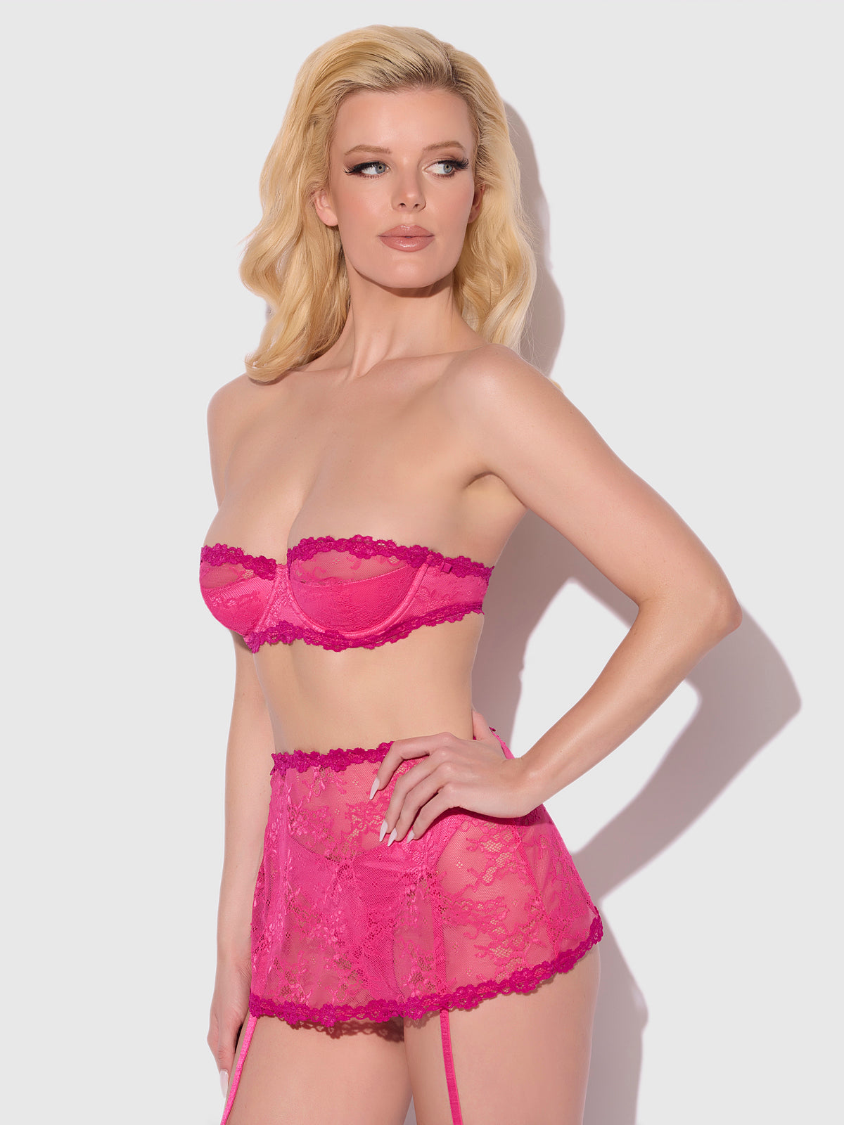 YVONE LACE BRA & SKIRTED GARTER PANTY SET